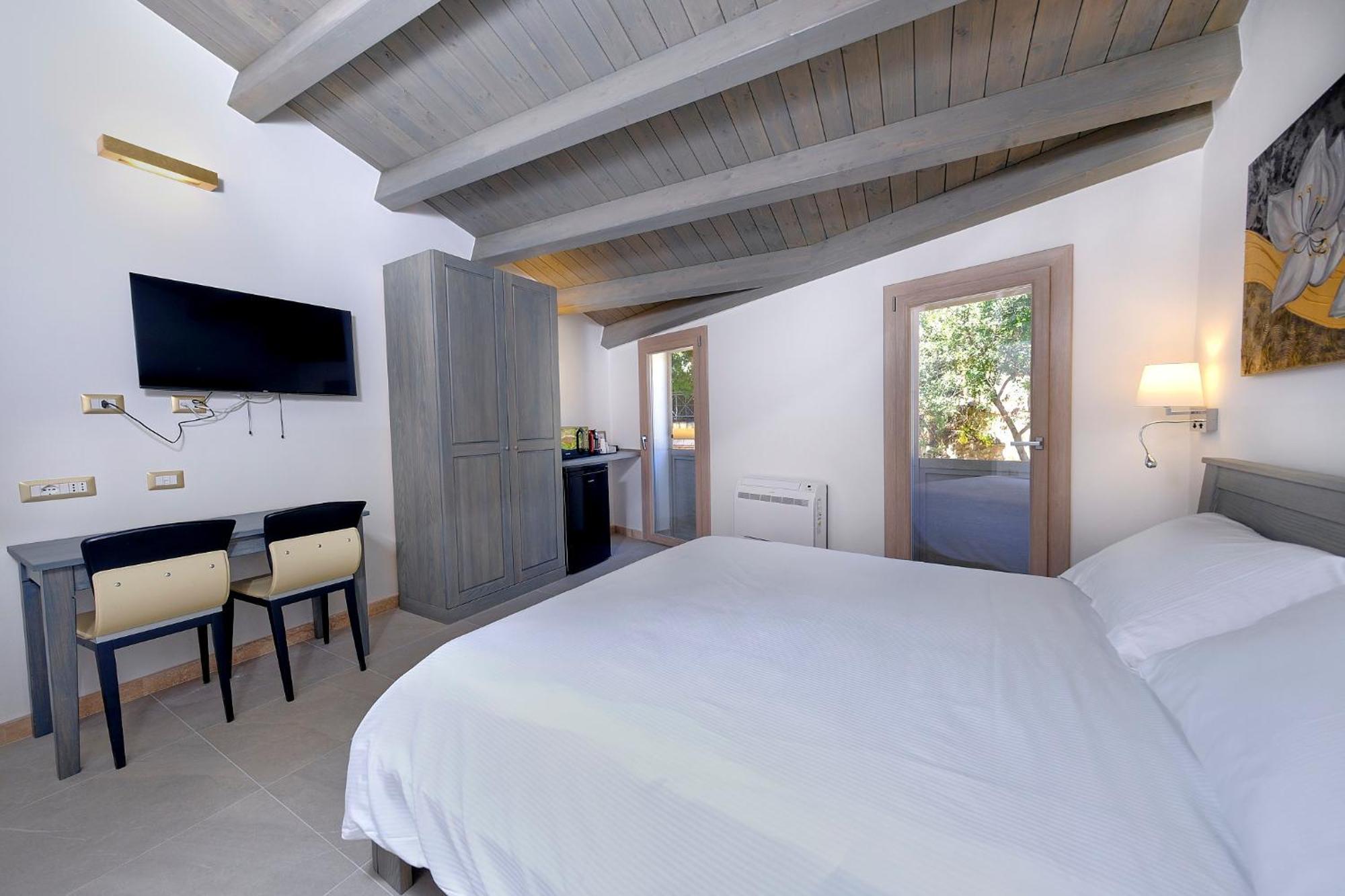 Zenith Rooms Iglesias Exterior photo